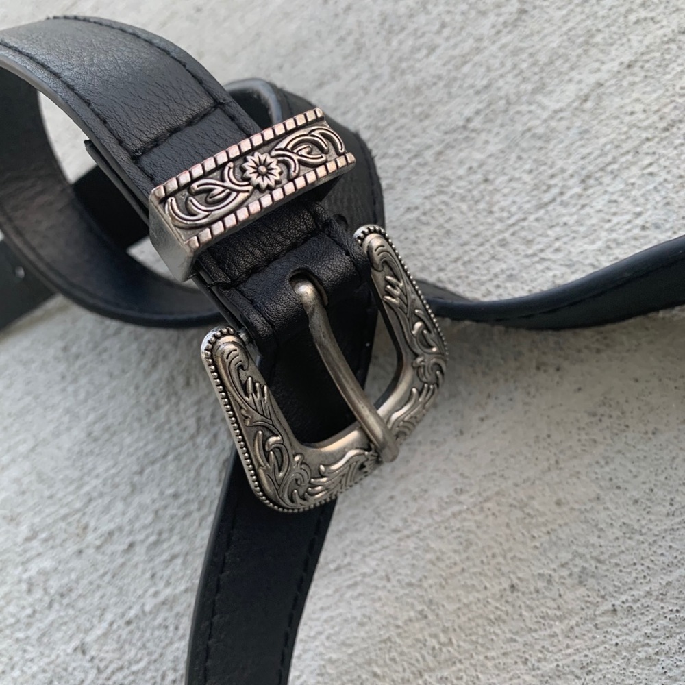 Brandy Melville Belt